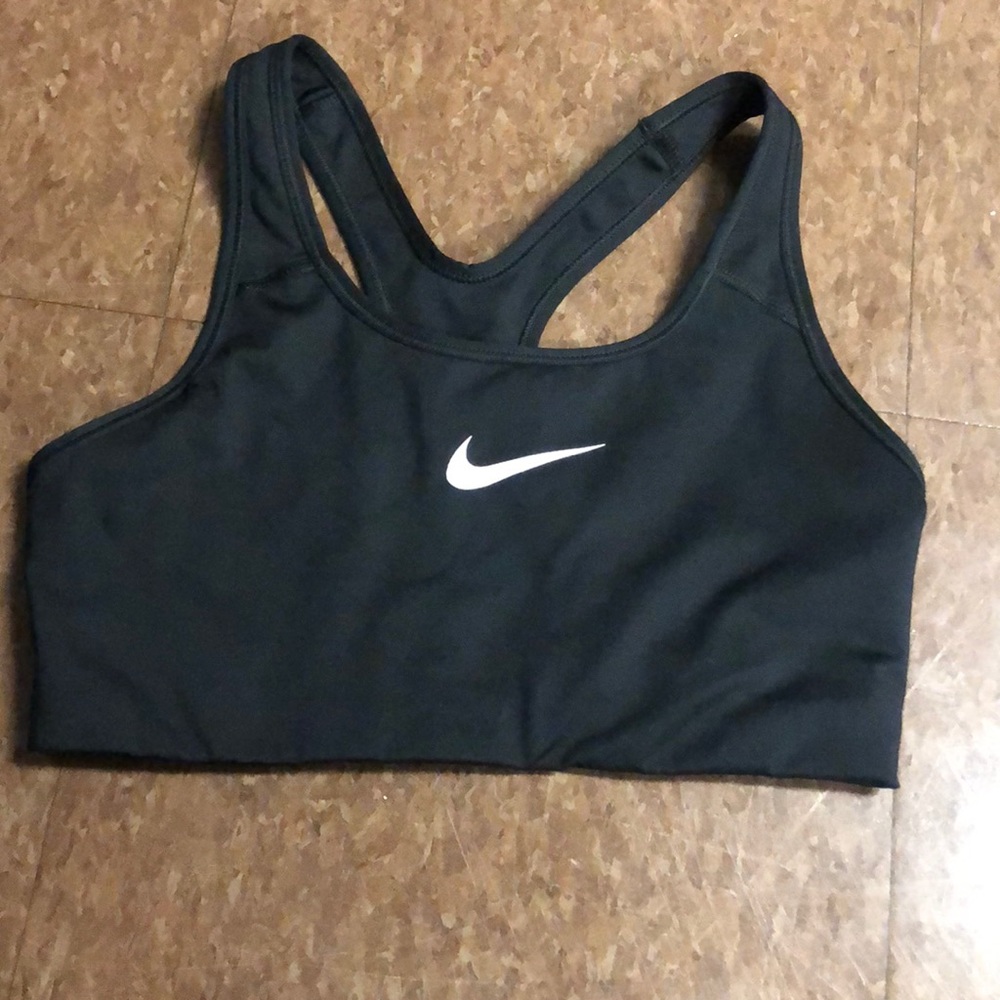 Black Nike Sports Bra NWOT